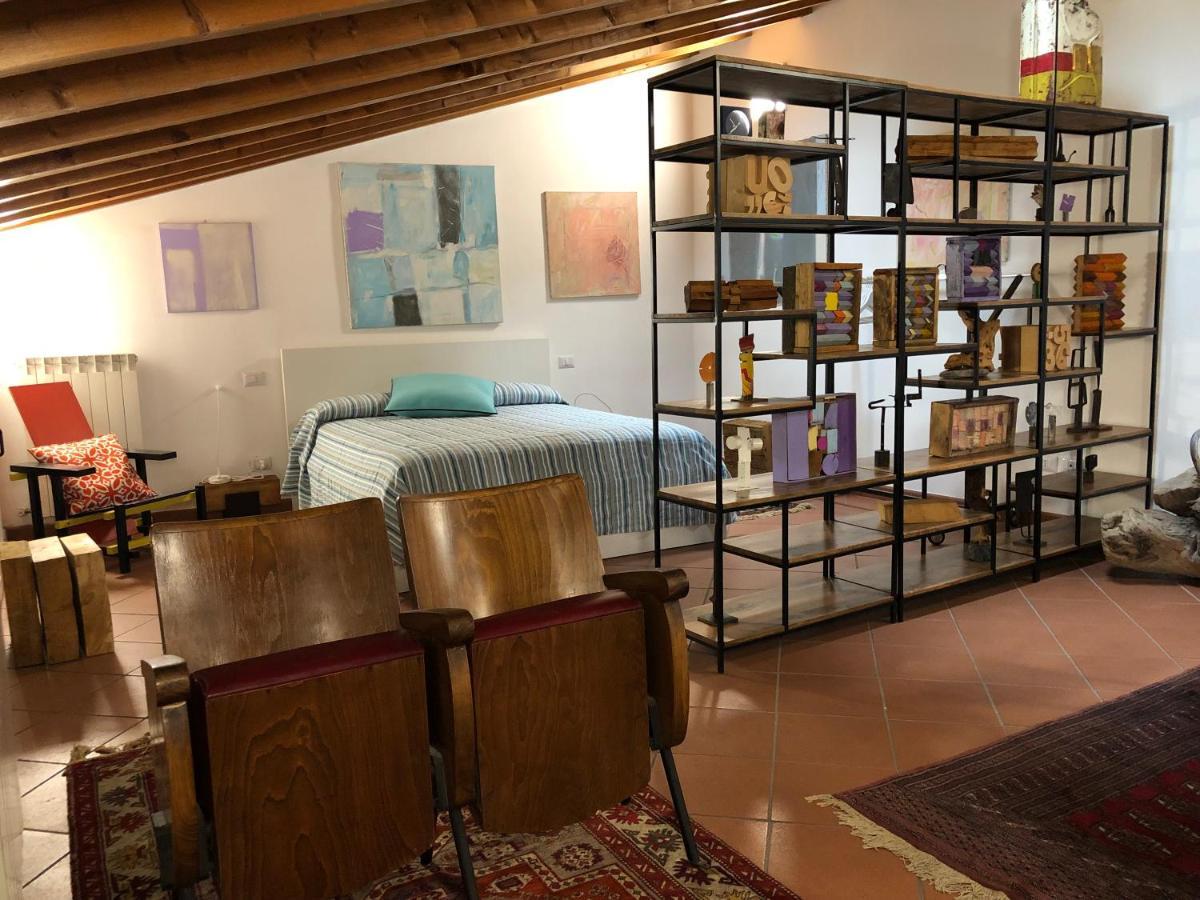 Isola Libera — Fotos 1